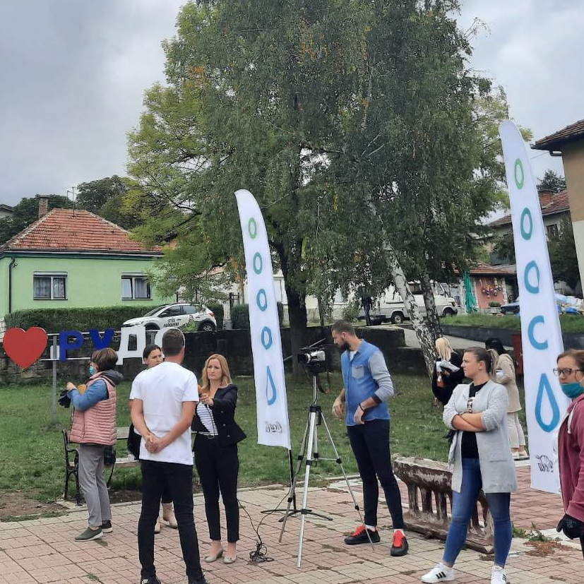 Okupljanje učesnika akcije čišćenja u Rudom