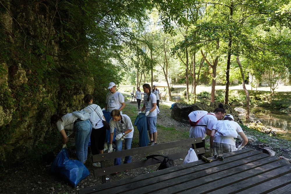 Volonteri u parku prirode Suturlije